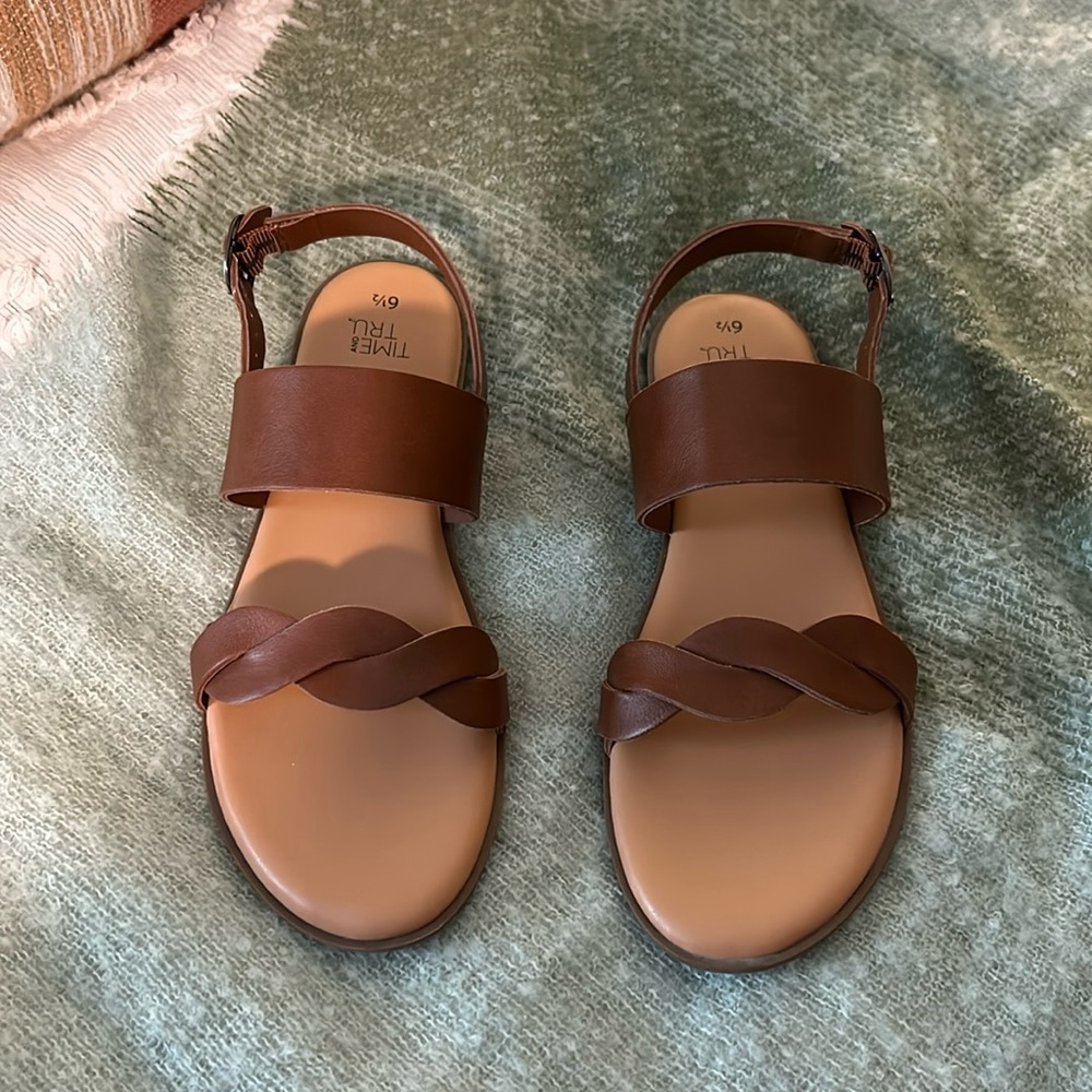 Time and Tru Sandals